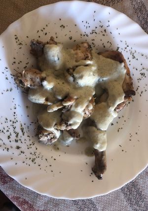 Una foto de 377. Conejo asado con salsa gorgonzola (principal carne)