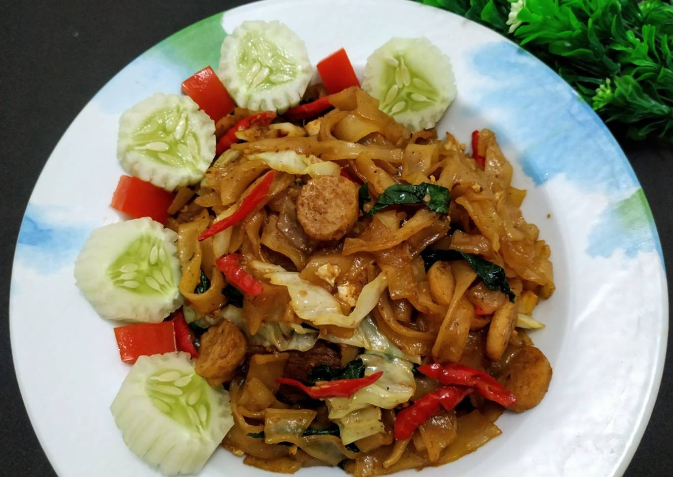 Kwetiaw Goreng Bumbu Rendang