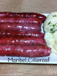 Una foto de Salchichas con puré de patata