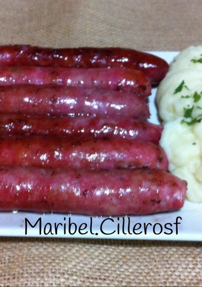 Una foto de Salchichas con puré de patata