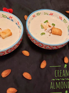 A picture of Cream of Almond soup.