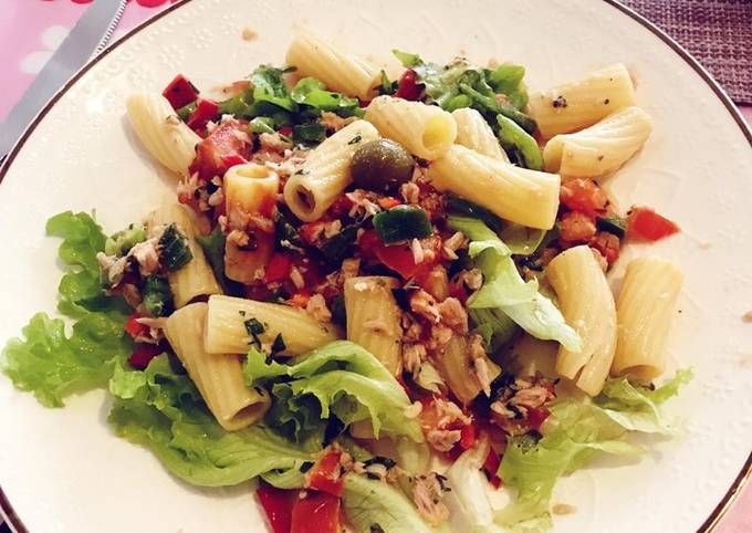 Ensalada de atún. Súper fácil, light y deliciosa Receta de Angeles Camacho-  Cookpad