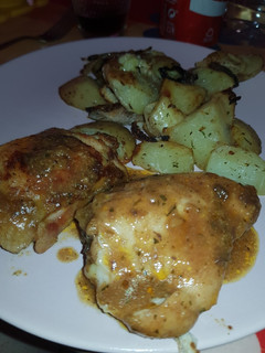 Una foto de Pollo al horno