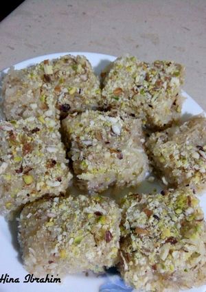A picture of Coconut Burfi.