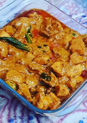 A picture of Red spicy Chicken 65.