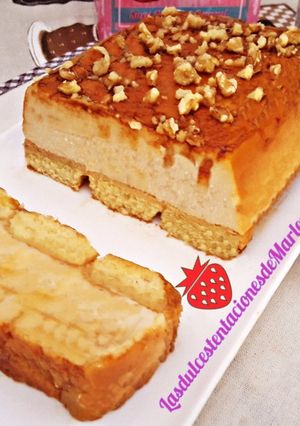 Foto principal de Pastel de magdalenas y quesitos con nueces