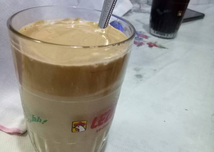Dalgona milk and coffee