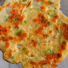 A picture of Besan ka chilla.