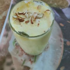 A picture of Kesar badam dahi lassi.