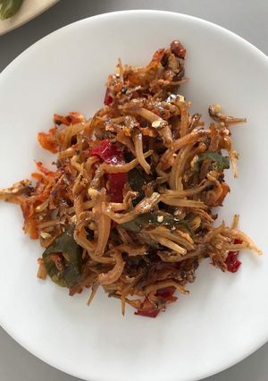 Hình của món Cá cơm sữa khô.