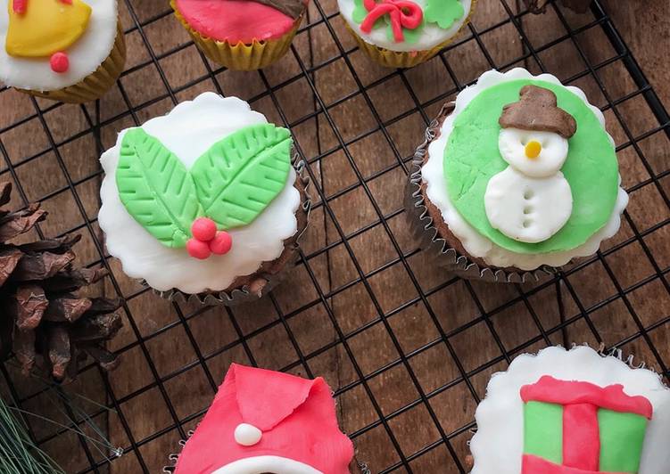 Anti Ribet, Memasak Decorated fondant cupcakes untuk jualan