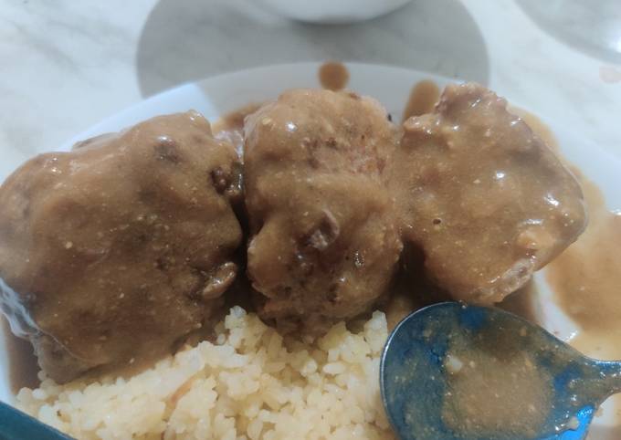 Recipe of Speedy Swedish Meatballs and Gravy