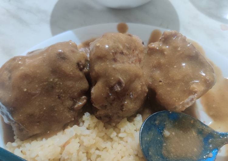 Recipe of Quick Swedish Meatballs and Gravy