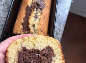 Una foto de Torta/Budín Marmolada - fácil y económica