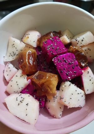 Foto resep Salad madu lemon (buah pir naga, kurma)
