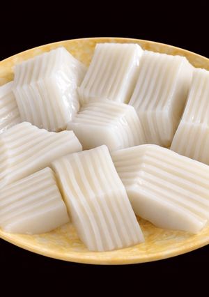 A picture of SP.0107 - Crystal Steamed Layer Cake (Bánh Da Lợn Thủy Tinh).