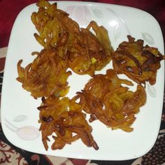Onion pakoda A picture of Onion pakoda.