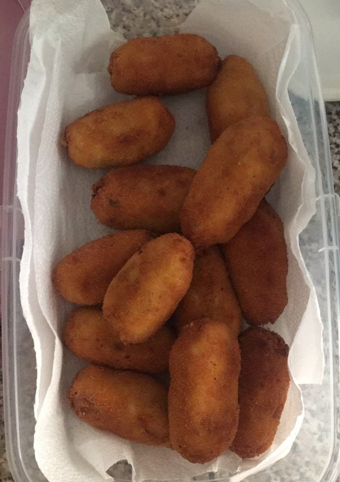 Una foto de Croquetas de pollo de cocido