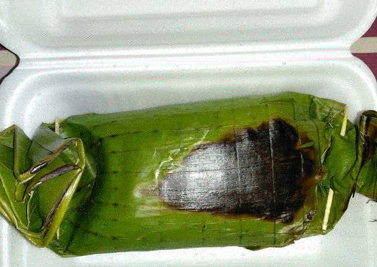 Nasi bakar ayam suwir jamur