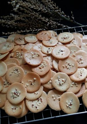 รูปของ Almond Tuiles