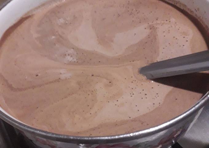 Chocolate caliente fácil Receta de Meseiny - Cookpad