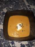 Sopa crema de calabaza y choclo asados