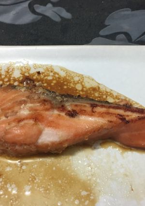 A picture of Japanese Teriyaki Salmon.