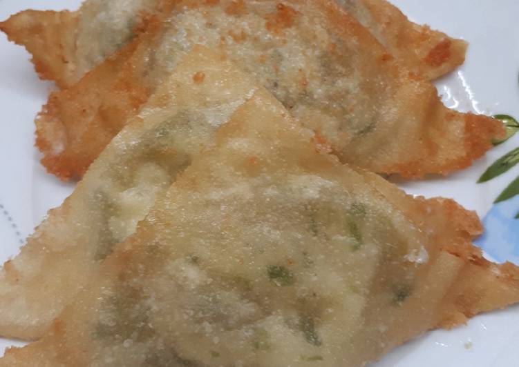 step by step Memasak Cireng isi mozarella Jadi, Lezat