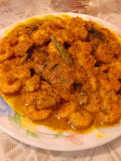 লাউ পাতায় চিংড়ি ভাপা(lau patay chingri bhapa recipe in Bengali) রেসিপির প্রধান ছবি