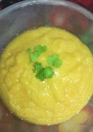 Una foto de Crema de apio y zanahoria