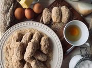 A picture of chicken with sauce bechamel