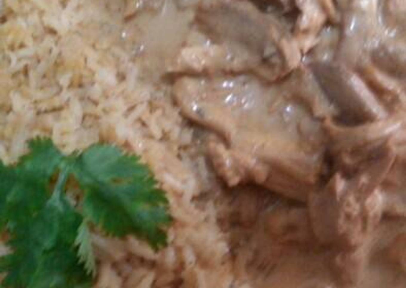 Pollo con crema y chipotle