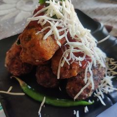A picture of Cauliflower carrot rolls.