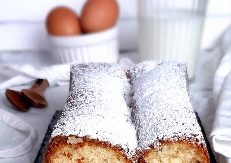 Plumcake al latte caldo, fichi e rosmarino