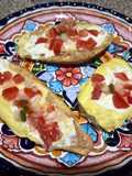 Molletes gratinados