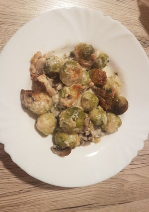 O poză a rețetei Varză de Bruxelles cu ciuperci.