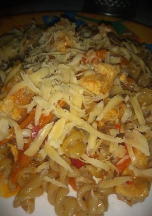 Una foto de Fideos con verduras salteadas