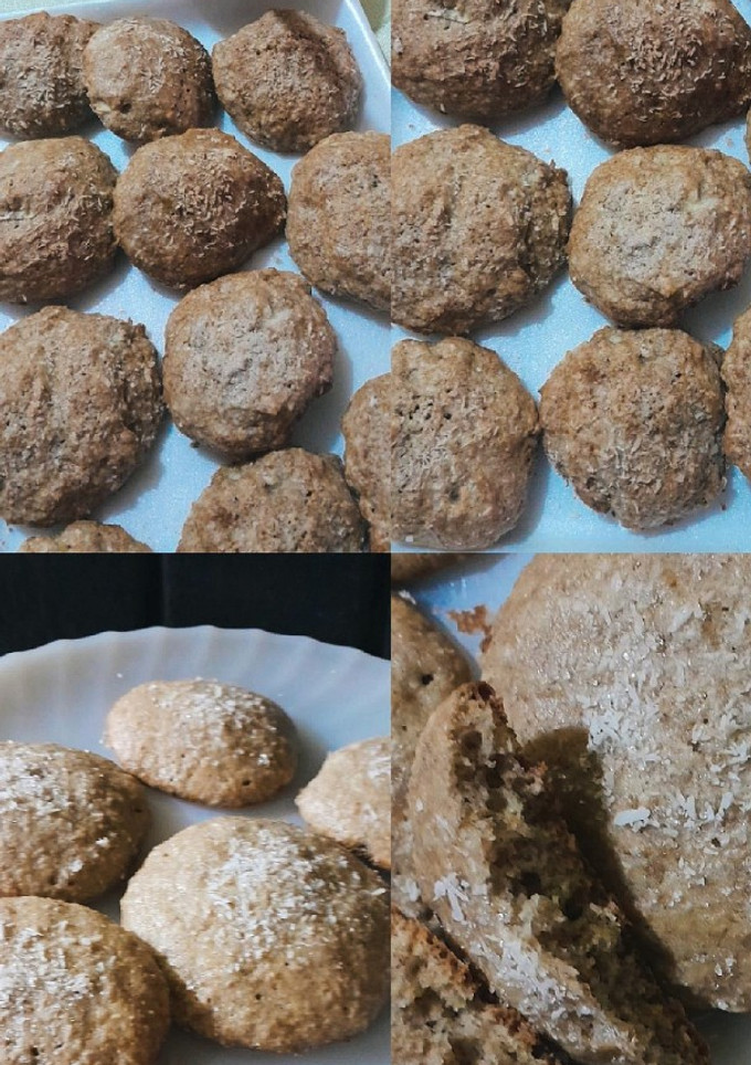 Una foto de Galletitas integrales de coco, banana y manzana