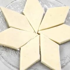 A picture of Kaju katli.