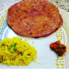 A picture of Beetroot paratha.