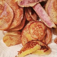 A picture of Ngwaci and nduma fritters.
