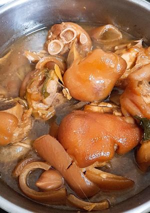 香滷豬腳 的食譜成品照片