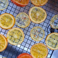 A picture of Candied oranges and lemons.
