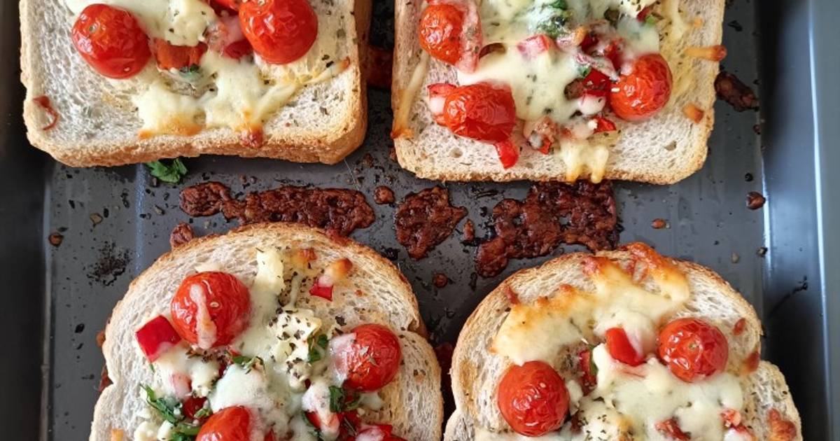 Toast in the Oven Recipe by Happy Delicacies - Cookpad
