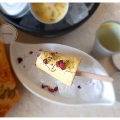 A picture of Kesar Pista Kulfi.