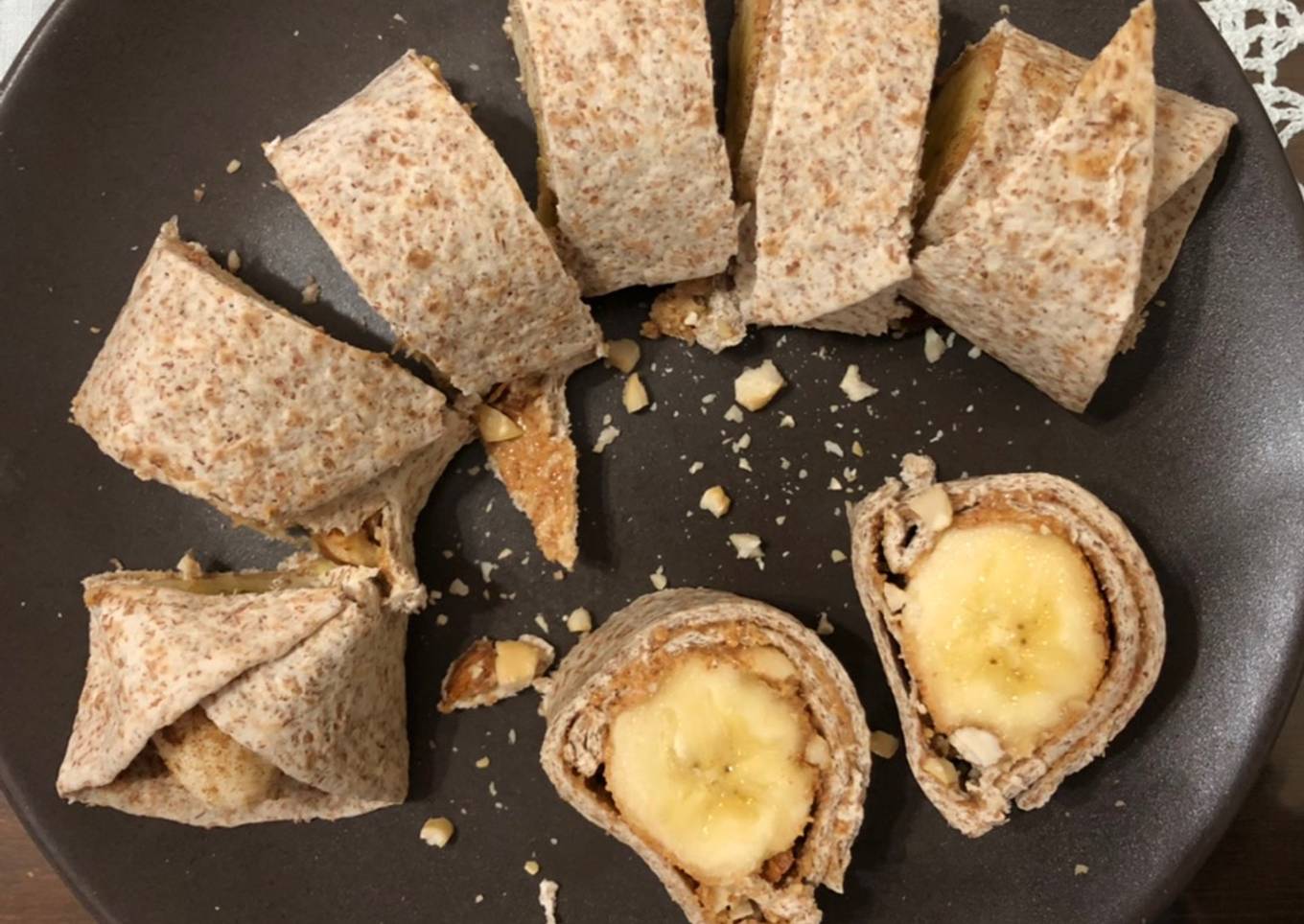 Banana - Peanut butter wrap