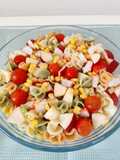 Ensalada de pasta con manzana