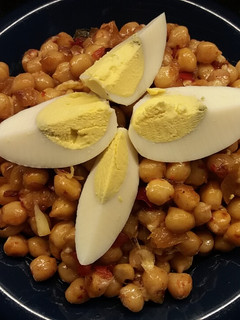 Una foto de Garbanzos salteados