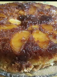 Una foto de Torta invertida de manzana 🍎