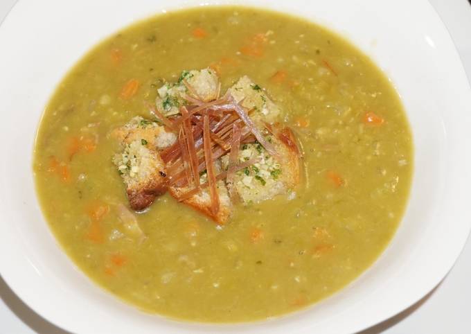 Sopa De Arvejas Verdes Partidas Con Jamón Serrano Receta De Jon ...